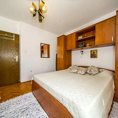 Apartments With A Parking Space Postira, Brac - 742 Postira
