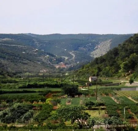 With A Parking Space Postira, Brac - 742 بوستيرا